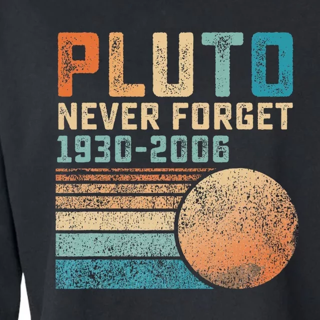 Pluto Never Forget Funny Astronomy Space Science Cropped Pullover Crew