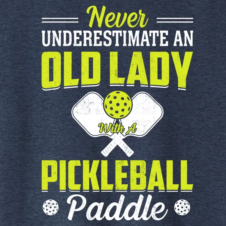 Pickleball Never Underestimate An Old Lady With A Pickleball Paddle Women's Crop Top Tee