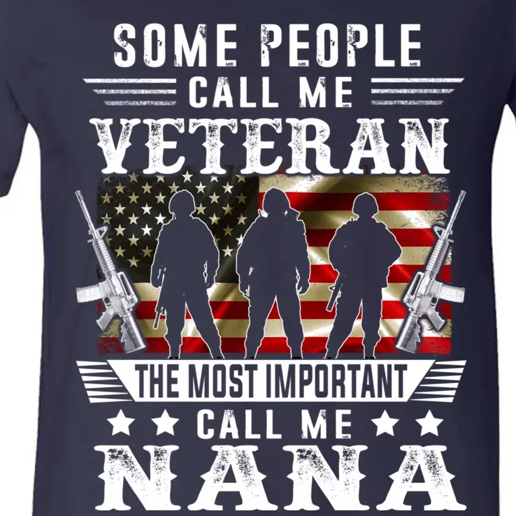 Proud Nana Veteran American Flag Gifts VeteranS Day Mothers V-Neck T-Shirt