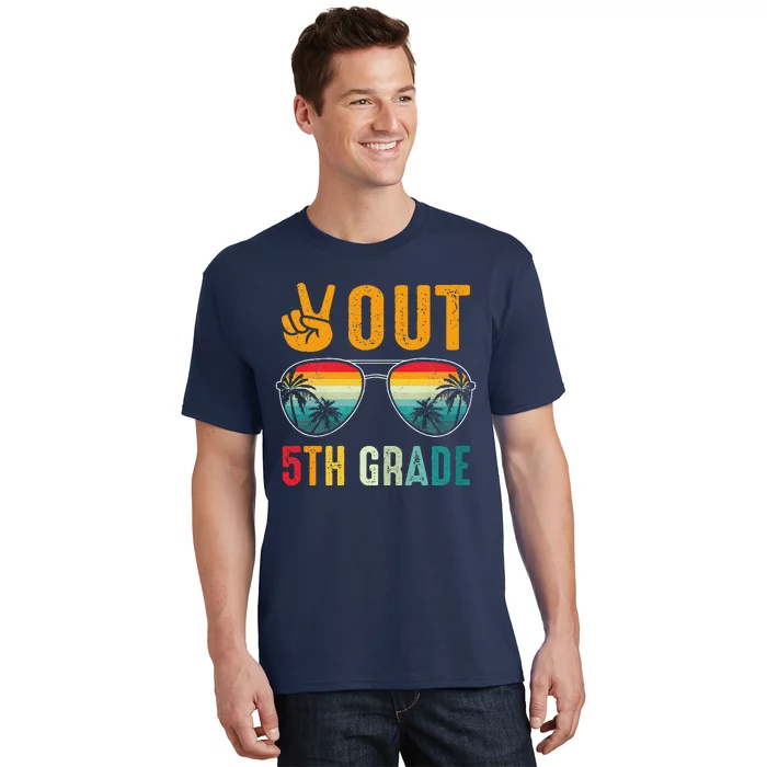 Peace Out 5th Grade Retro Graduation Last Day Of School T-Shirt