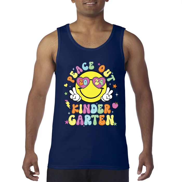 Peace Out Kindergarten Cute Groovy Last Day Of Kindergarten Tank Top