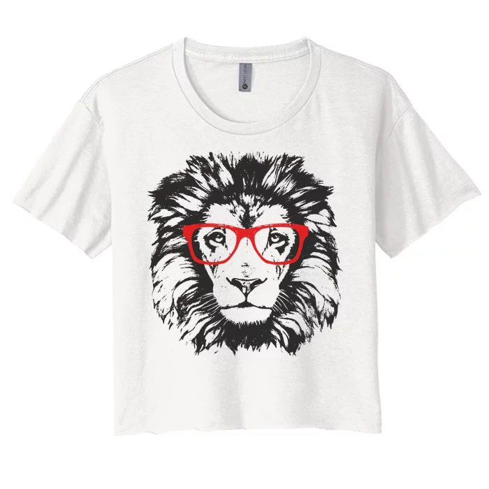 Portrait of Lion with glasses Women's Crop Top Tee