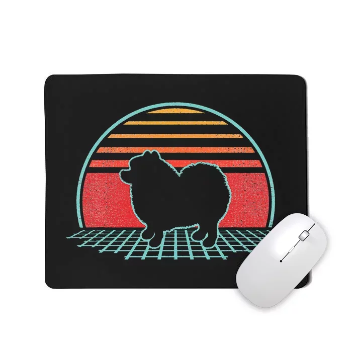 Pomeranian Retro Vintage Dog Lover 80s Style Gift Mousepad