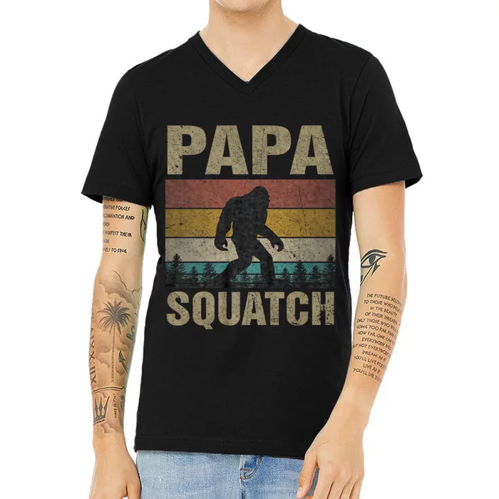 Papa Squatch Bigfoot Papa Sasquatch Yeti Family V-Neck T-Shirt