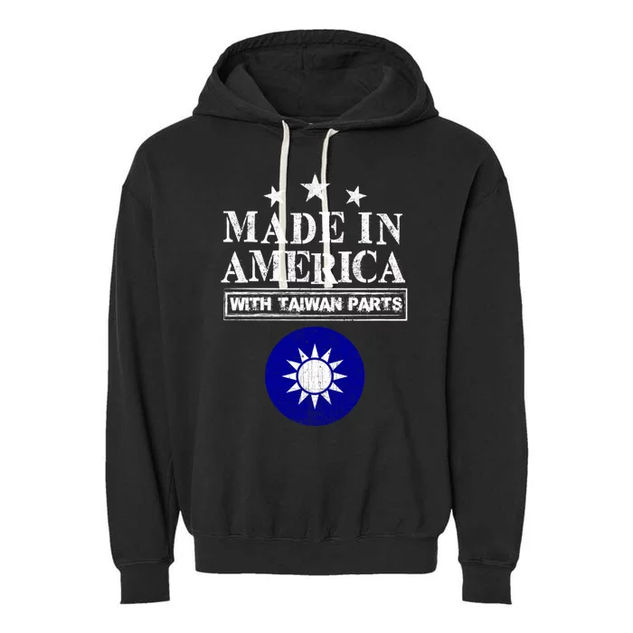 Proud Taiwanese American Taiwan Immigrant Pride Funny Gift Garment-Dyed Fleece Hoodie