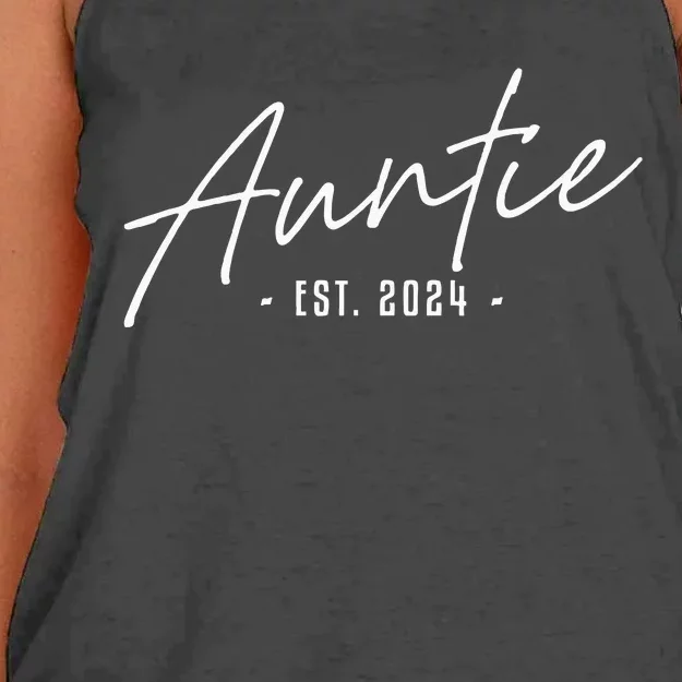 Promoted To Auntie Est 2024 Cute Auntie To Be Women New Aunt Women's Knotted Racerback Tank