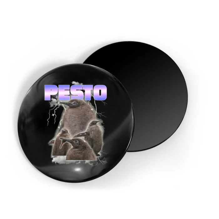 Pesto The Big Penguin Retro Magnet