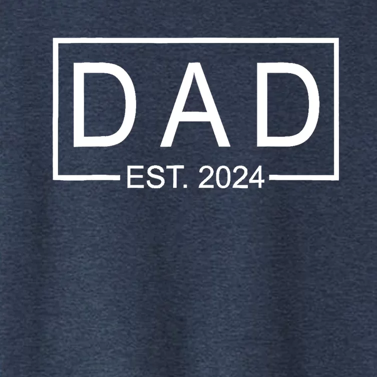 Promoted to Daddy Est 2024 Father's Day First Time Dad Women's Crop Top Tee