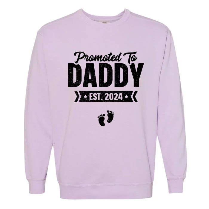 Promoted To Daddy Est. 2024 Baby Gift For New Daddy Garment-Dyed Sweatshirt