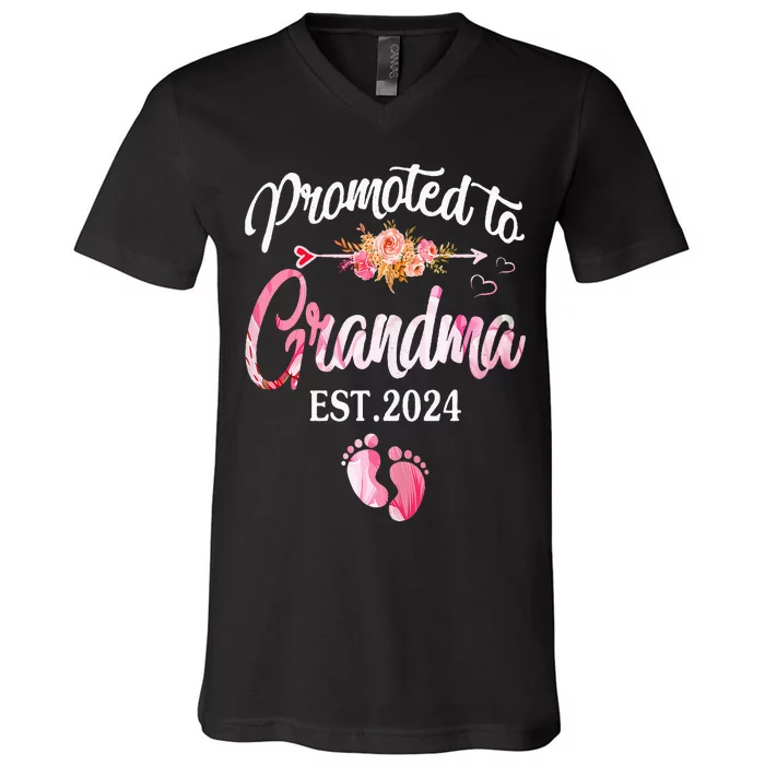 Promoted To Grandma 2024 First Time New Grandma Pregnancy V-Neck T-Shirt