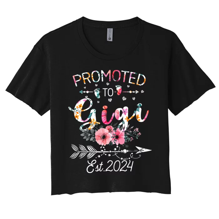 Promoted To Gigi 2024 New Mother Pregnancy Announcement Women's Crop Top Tee