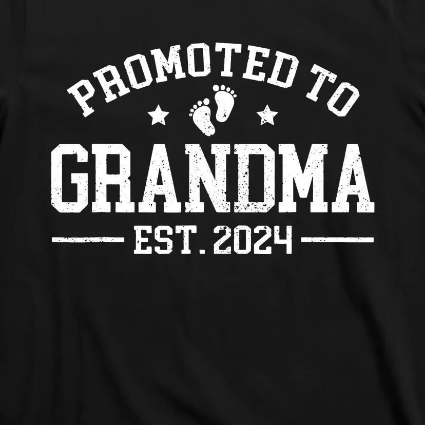 Promoted To Grandma Est 2024 Grandparents Baby Announcement T-Shirt