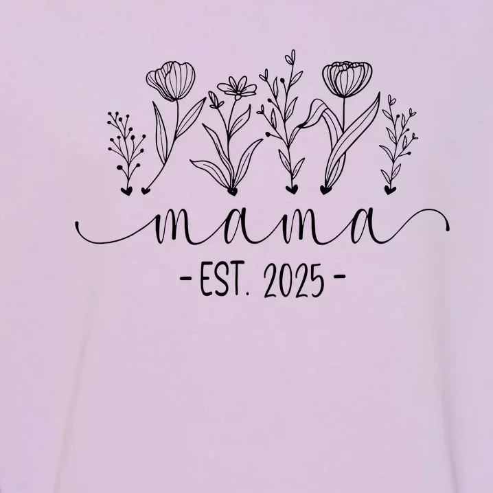 Promoted To Mama 2025 Pregnancy Floral New Mom Est 2025 Garment-Dyed Sweatshirt