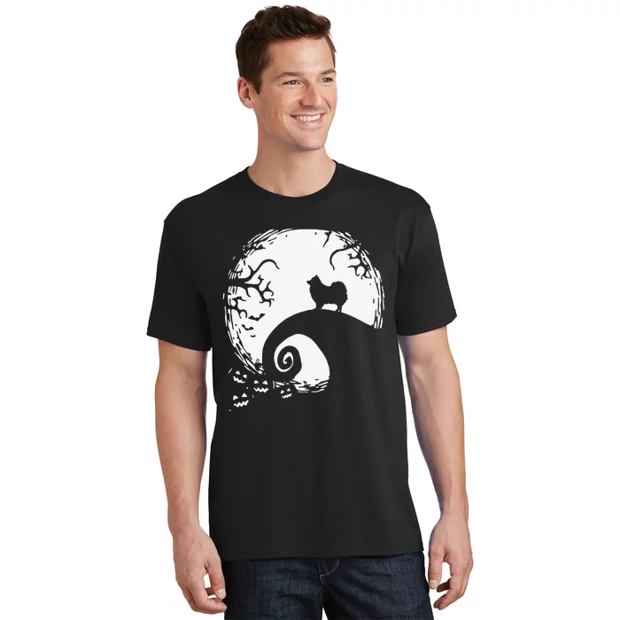 Pomeranian With Moon Halloween T-Shirt