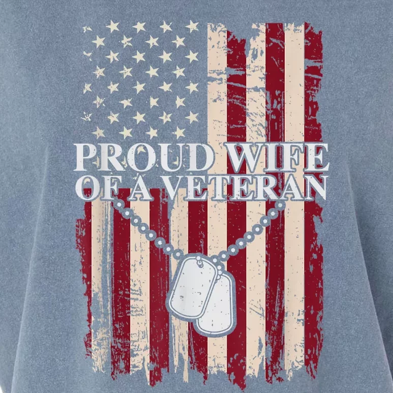 Proud Wife Of A Veteran Gifts For Veterans Day Military Wife Garment-Dyed Women's Muscle Tee