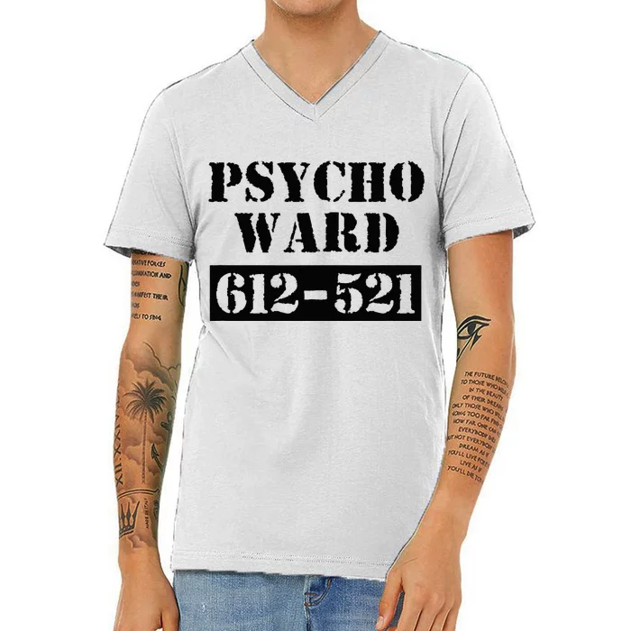 Psych Ward Sanitarium Maniac Psychopath Costume Halloween V-Neck T-Shirt