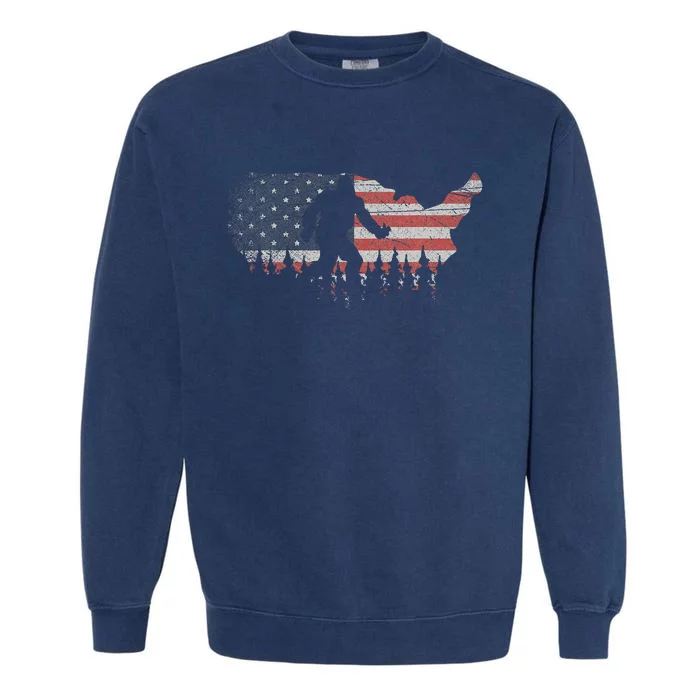 Patriotic Yeti Us Flag Sasquatch Cryptozoology Gift Bigfoot Garment-Dyed Sweatshirt