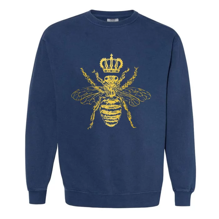 Queen Bee Beekeeper Beekeeping Vintage Funny Cute Bee Garment-Dyed Sweatshirt