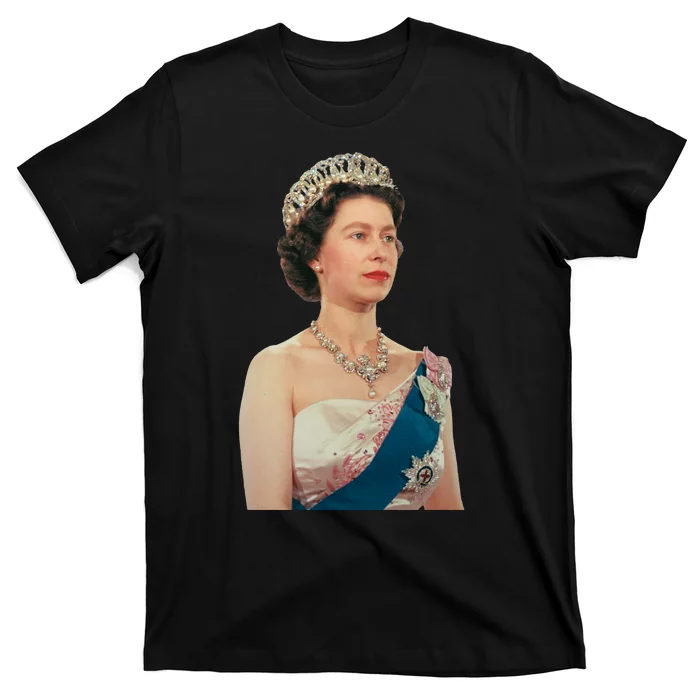 Queen Elizabeth's II British Crown Majesty Portrait T-Shirt