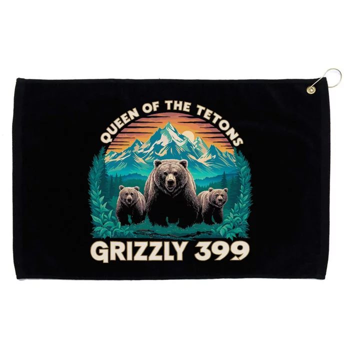 Queen Of The Tetons Grizzly 399 National Park Bears Grommeted Golf Towel