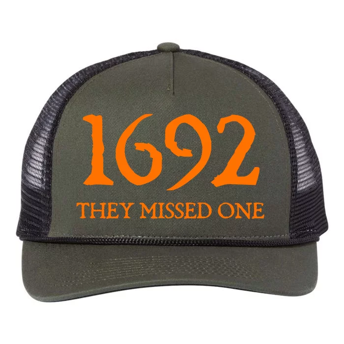 Retro 1692 They Missed One Witch Salem 1692 Halloween Witch Retro Rope Trucker Hat Cap