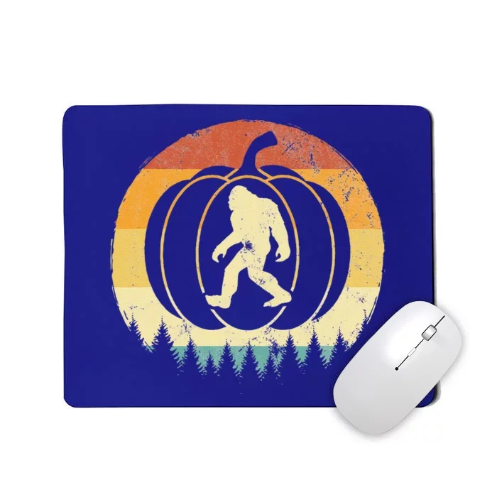 Retro Bigfoot Pumpkin Vintage Halloween Costume 80s Gift Mousepad