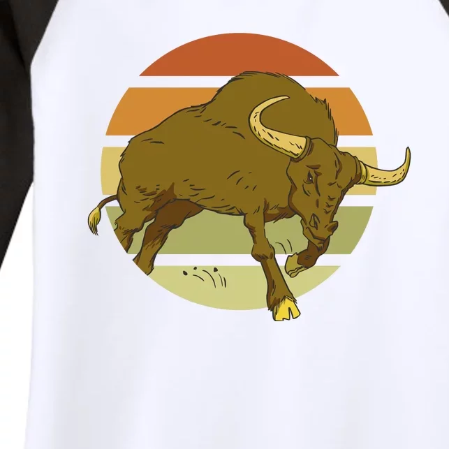 Retro Bull Sunset Women's Tri-Blend 3/4-Sleeve Raglan Shirt