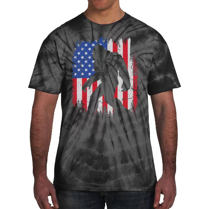 Retro Bigfoot Silhouette USA Flag Sasquatch Lovers July 4th Tie-Dye T-Shirt