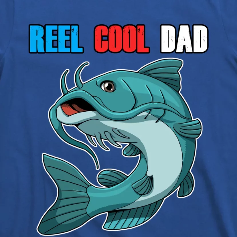 Reel Cool Dad Great Gift Daddy Fathers Day Fishing Gift Funny Gift T-Shirt