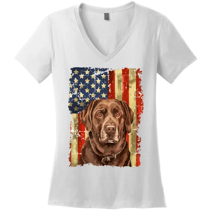 Retro Chocolate Lab With Usa Flag Gift Chocolate Lab Dad Mom Women's V-Neck T-Shirt