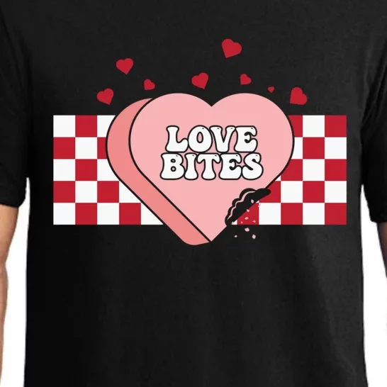 Retro Checkered Love Bites Heart Happy Valentines Day Couple Great Gift Pajama Set