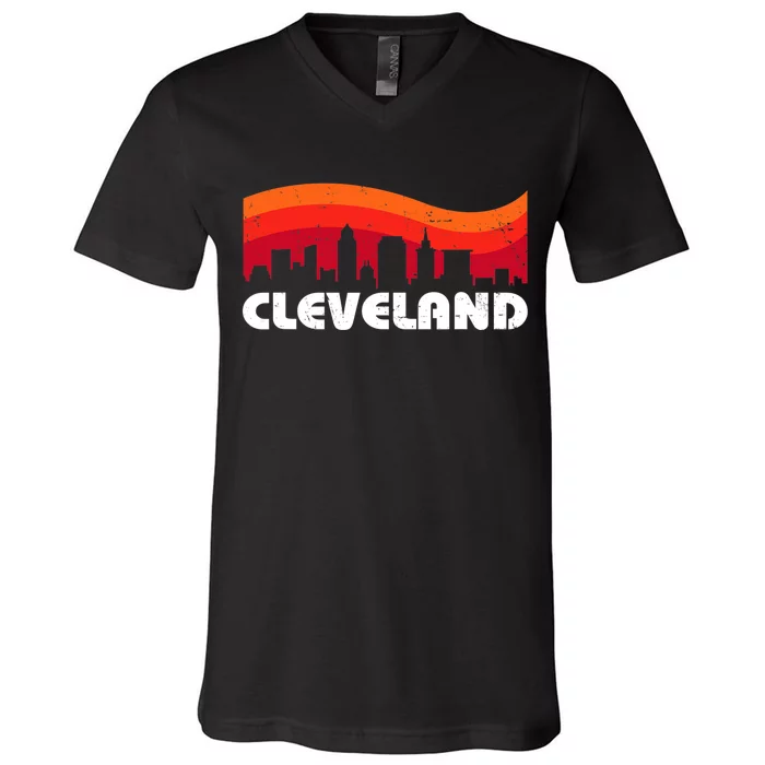 Retro Cleveland Ohio City Skyline vintage CLE souvenir V-Neck T-Shirt