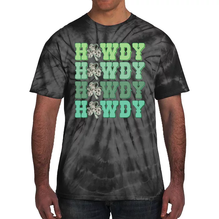 Retro Cowhide Western Howdy St Patricks Day Irish Shamrock Tie-Dye T-Shirt