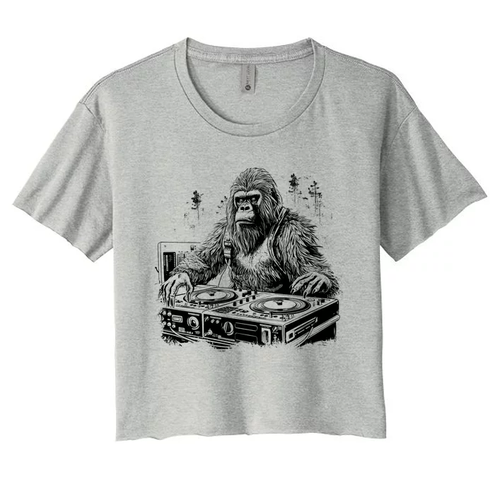 Realistic DJ Bigfoot Women's Crop Top Tee