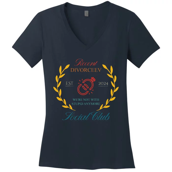 Recent Divorceev Est 2024 Women's V-Neck T-Shirt