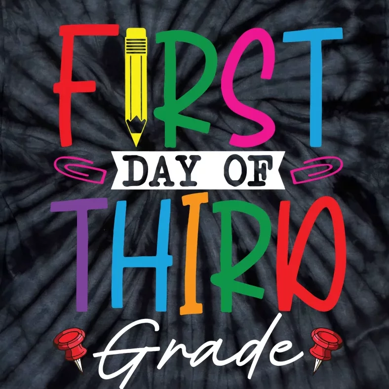 Retro First Day Of Third Grade Team Students Back To School Tie-Dye T-Shirt