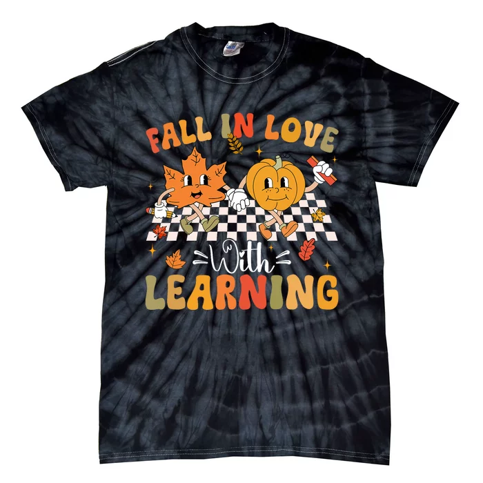 Retro Fall In Love With Learning Autumn Pumpkin Teacher Tie-Dye T-Shirt