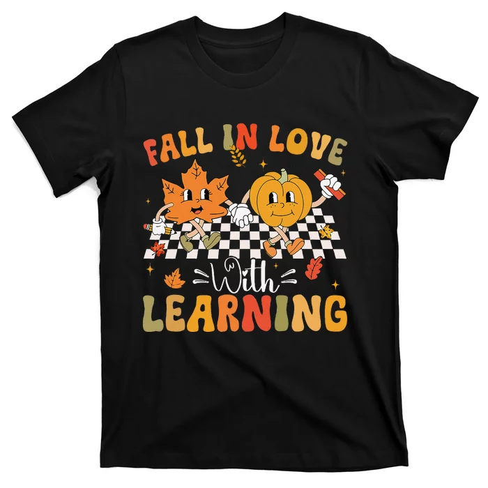 Retro Fall In Love With Learning Autumn Pumpkin Teacher Gift T-Shirt