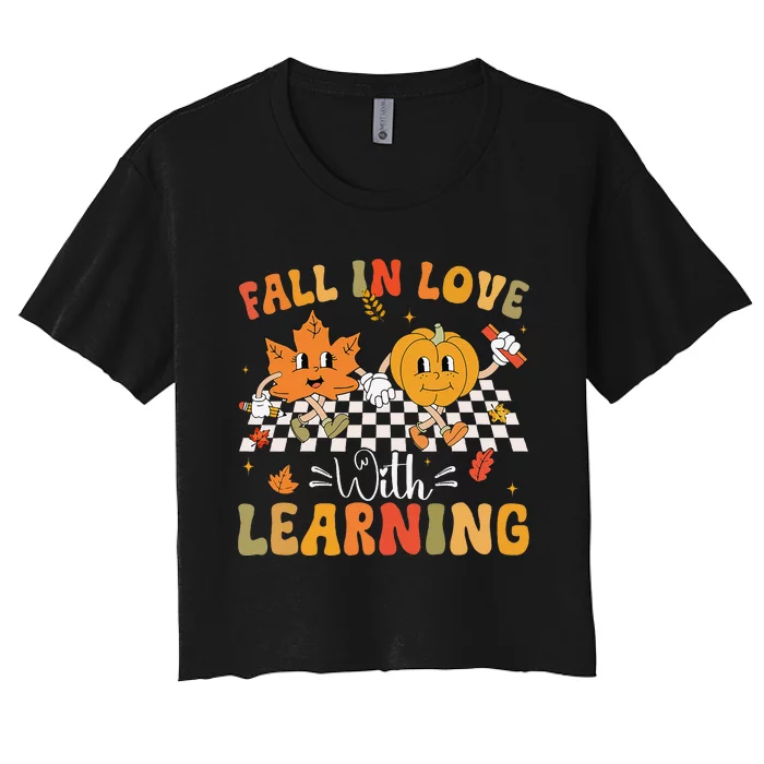 Retro Fall In Love With Learning Autumn Pumpkin Teacher Gift Women's Crop Top Tee