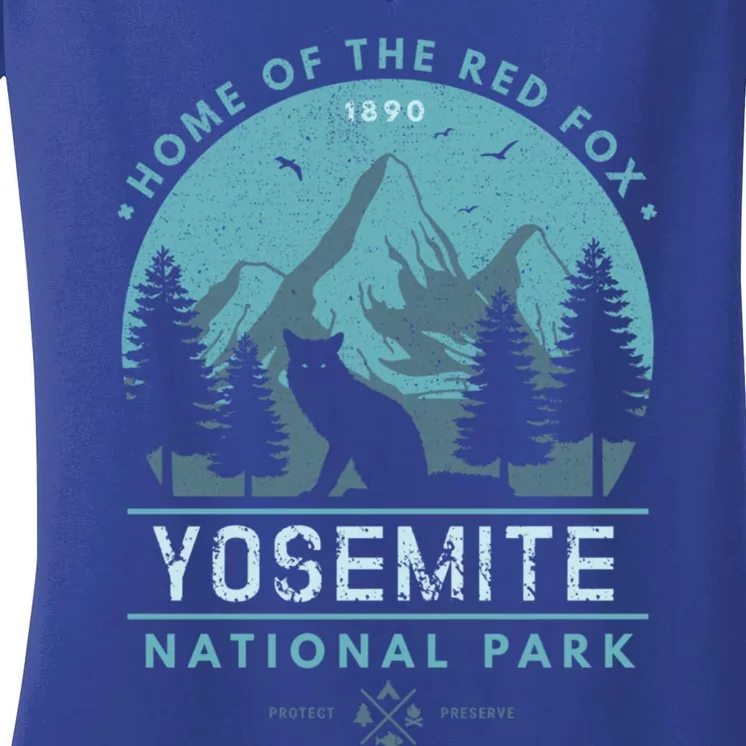 Red Fox Wilderness Gift Yosemite National Park California Women's V-Neck T-Shirt