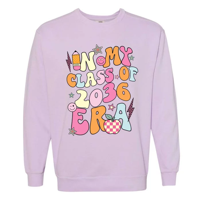 Retro Groovy In My Class Of 2036 Era Class Of 2036 Graduate Gift Garment-Dyed Sweatshirt