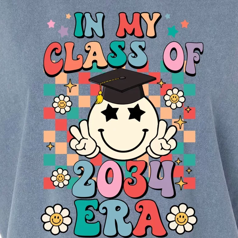 Retro Groovy In My Class Of 2034 Era Class Of 2034 Graduate Cool Gift Garment-Dyed Women's Muscle Tee