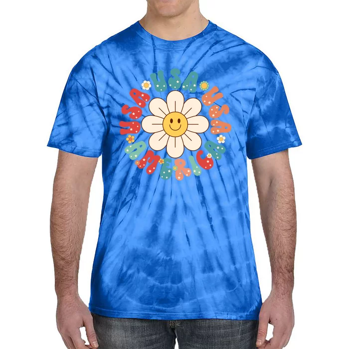 Retro Groovy Usa America Hippie Flower Patriotic Gift Tie-Dye T-Shirt