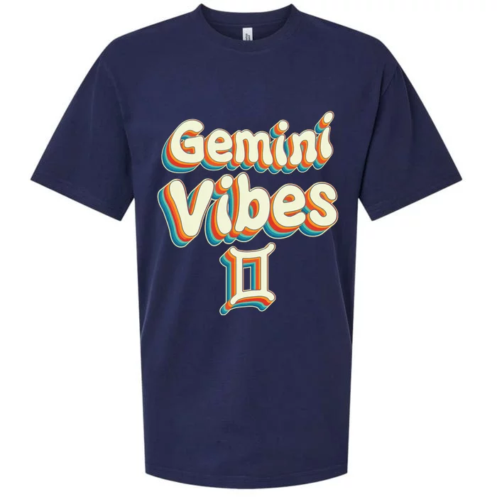 Retro Gemini Vibes Funny Gemini Zodiac Birthday Decorations Sueded Cloud Jersey T-Shirt