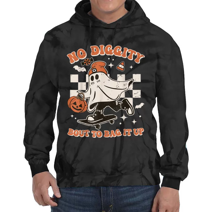 Retro Halloween Ghost No Diggity Bout To Bag It Up Tie Dye Hoodie