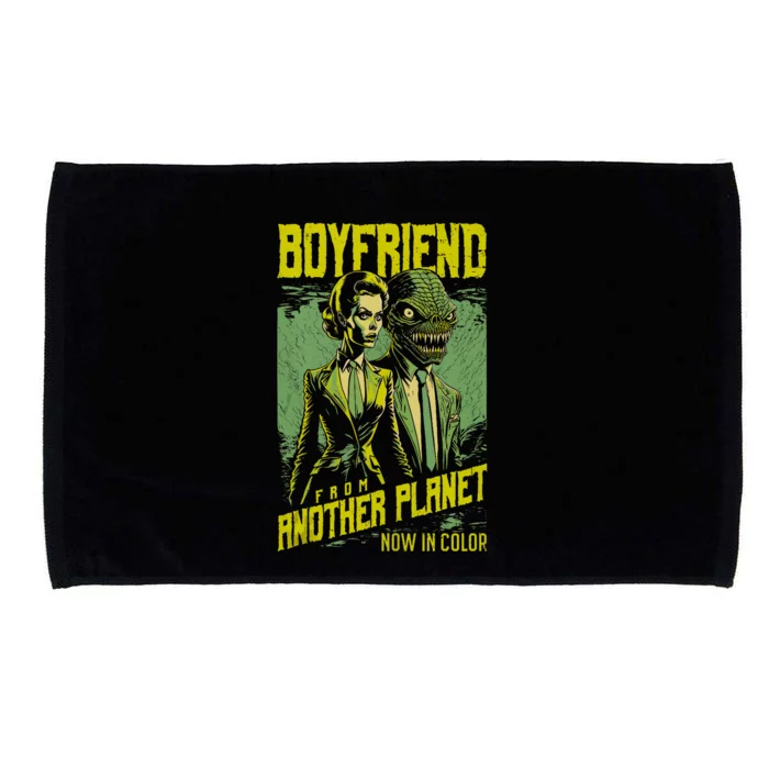 Retro Horror Movie Poster Funny Alien Boyfriend Halloween Microfiber Hand Towel