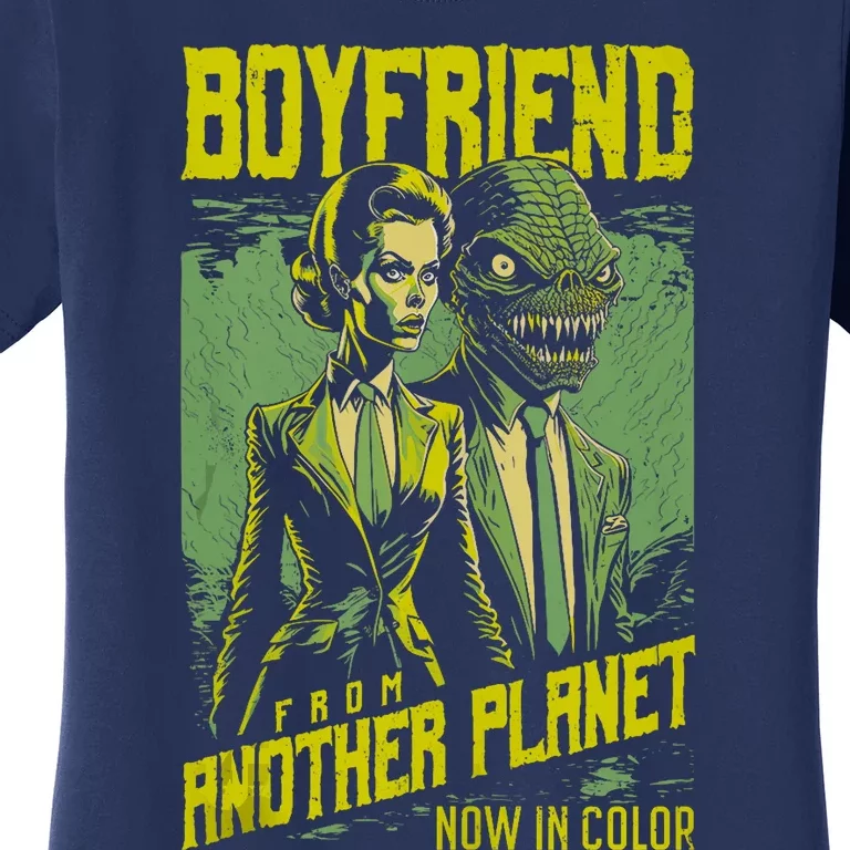 Retro Horror Movie Poster Funny Alien Boyfriend Halloween Women's T-Shirt