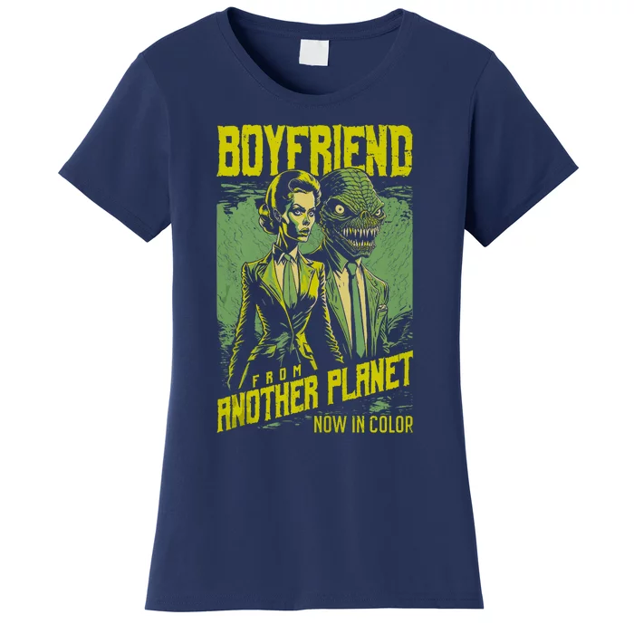 Retro Horror Movie Poster Funny Alien Boyfriend Halloween Women's T-Shirt