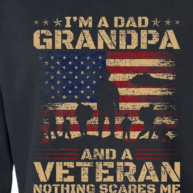 Retro I'm A Dad Grandpa And Veteran Fathers Day Grandpa Papa Cropped Pullover Crew