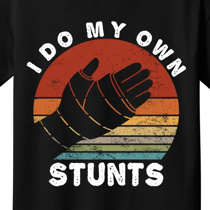 Retro I Do My Own Stunts Broken Arm Funny Injury Hand Gift Kids T-Shirt